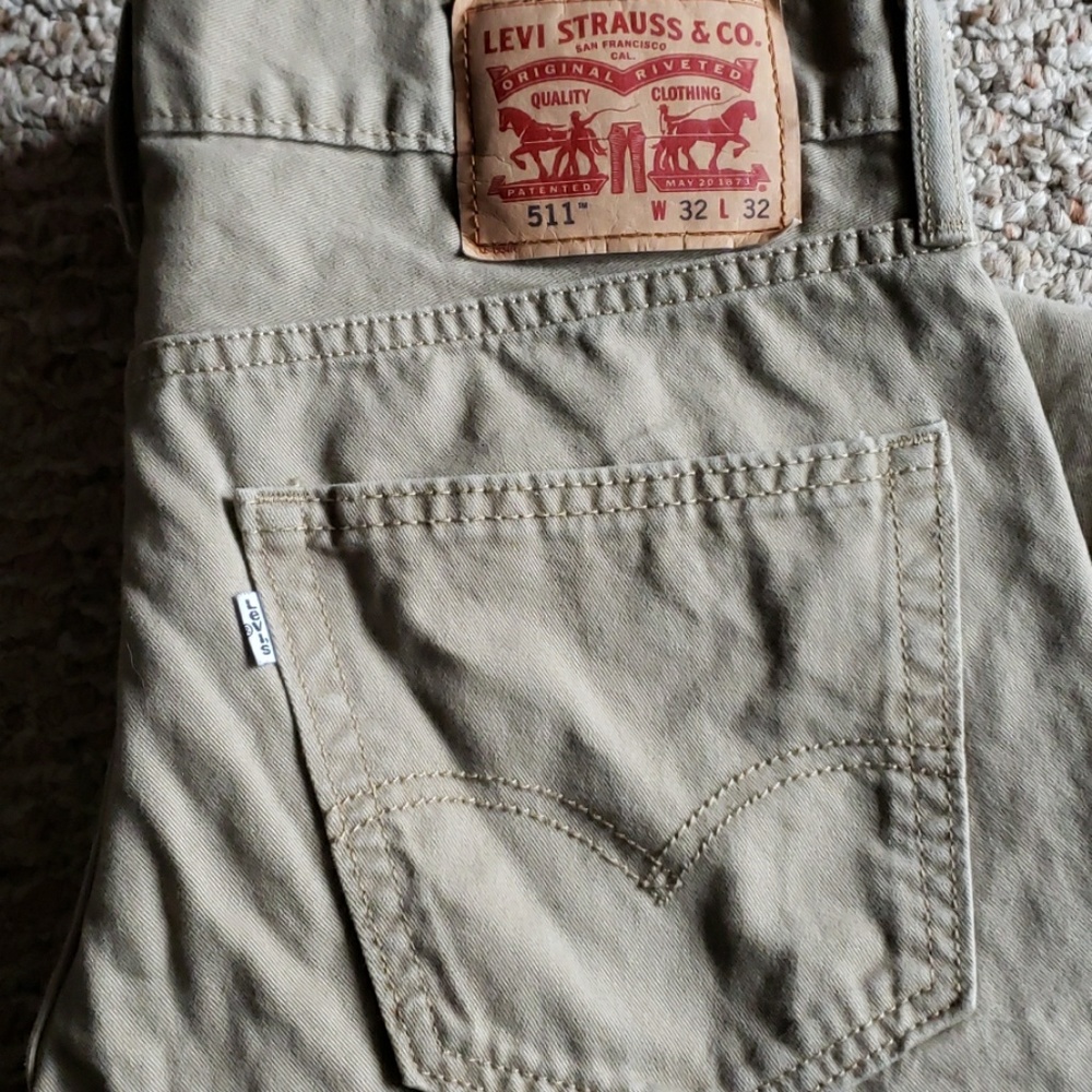 Levi's pants